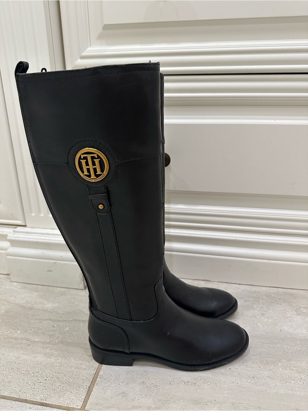 Tommy Hilfiger Black Knee-High Riding Boots with Gold Logo